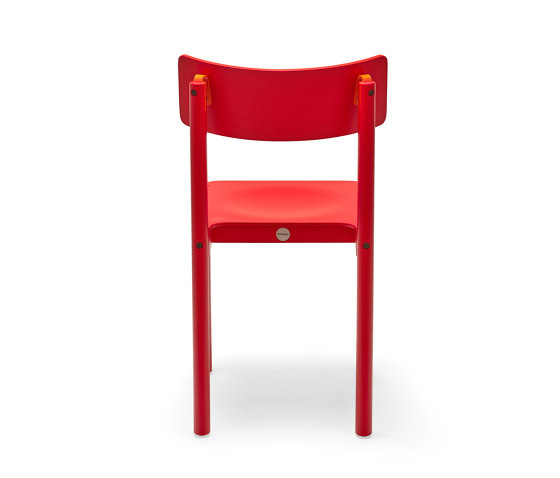 Einser | Stuhl, RAL 3020 traffic red / RAL 2001 red orange | Chaises | Magazin®