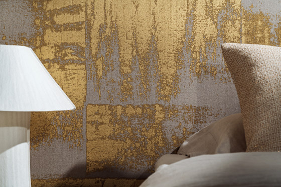 Lin Plâtré | De l'or en plaques RM 1047 92 | Revêtements muraux / papiers peint | Elitis