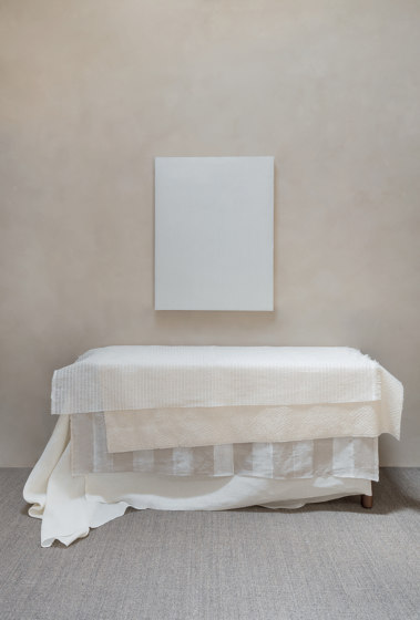 Lin Plâtré | L'ombre du blanc RM 1049 01 | Wall coverings / wallpapers | Elitis