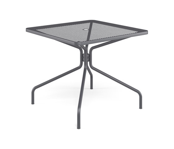 Cambi 4 seats square table | 802 | Bistrotische | EMU Group