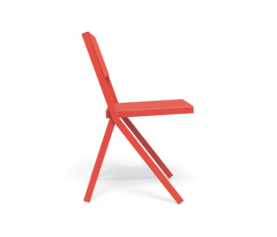 Mia Chair | 410 | Chairs | EMU Group