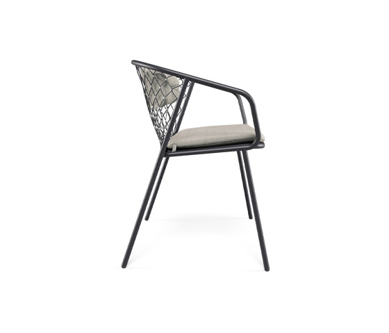 Nef Armchair | 626 | Chairs | EMU Group