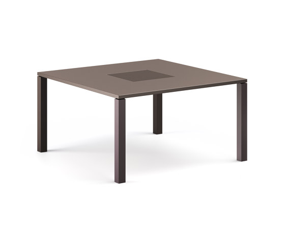 Quadro 8 seats square table | 1038+1041 | Tavoli pranzo | EMU Group