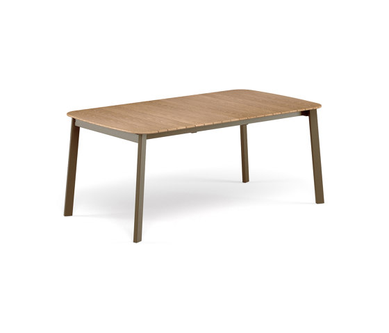 Shine 8+2/4 seats extensible table | 296 | Tavoli pranzo | EMU Group