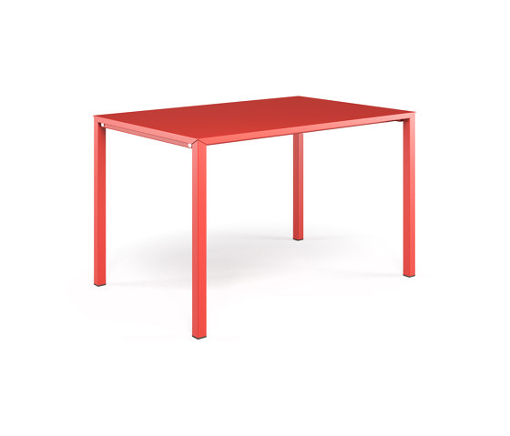 Urban 4/6 seats stackable rectangular table | 091 | Mesas comedor | EMU Group