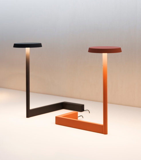 Flat 5970 Table lamp | Table lights | Vibia