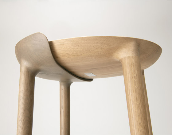 Crust stool | Hocker | CondeHouse
