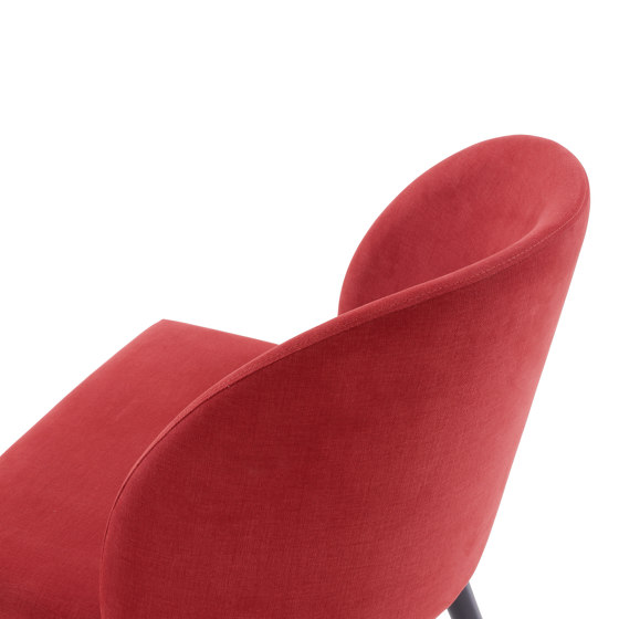 Giuliana | Chair Fabric-Rouille (Rust) | Chairs | Ligne Roset