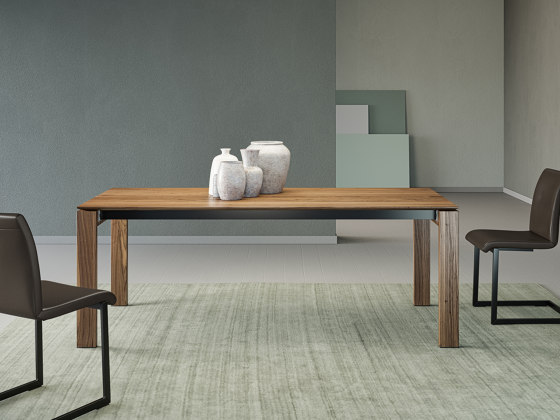 Table | Aura | Dining tables | Sitzplatz Schweiz