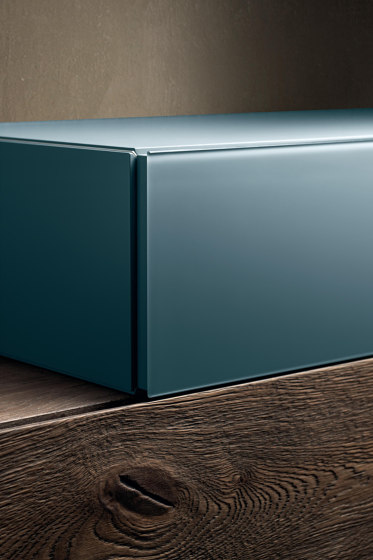 36e8 Dresser - 2134 | Cabinets | LAGO