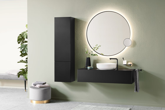 Round mirror including vanity mirror 5x, 600 x 600 x 50 mm, matt white frame with indirect lighting | Espejos de baño | Vigour