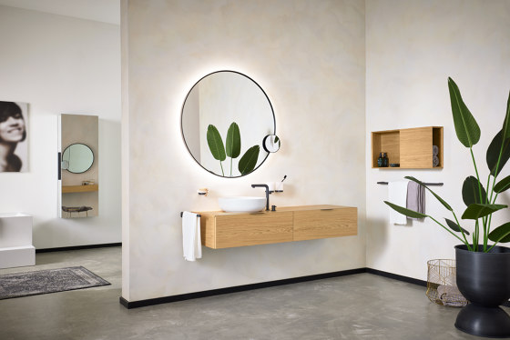 Round mirror including vanity mirror 5x, 600 x 600 x 50 mm, black frame with indirect lighting | Miroirs de bain | Vigour