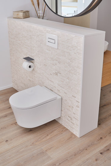 Roca Ona wall-mounted, washdown toilet, rimless matt white