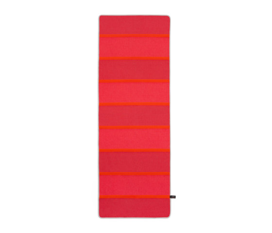 Equipe | Table runner, red / light red | Dining-table accessories | Magazin®