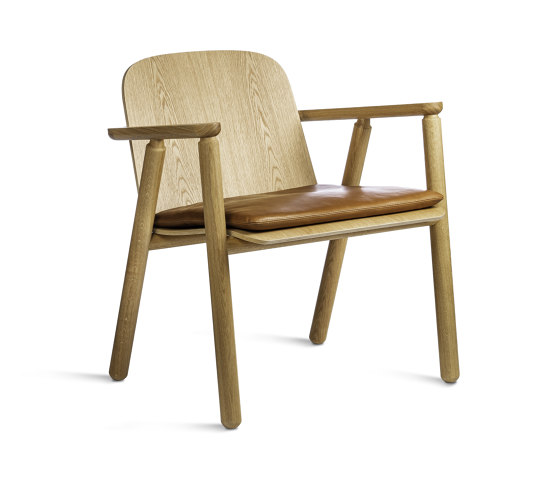 Valo Lounge Chair Oak & leather | Sessel | Made by Choice