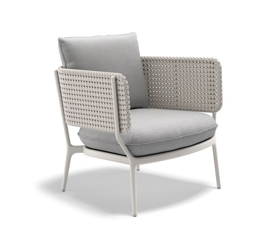 BELLMONDE Lounge Chair | Poltrone | DEDON