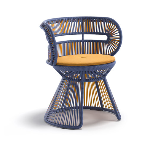 CIRQL NU Armlehnstuhl mit Standfuß | Stühle | DEDON