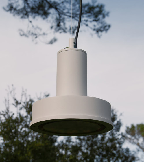 Arne S | Lámpara de suspensión de exterior | Alumbrado público | Urbidermis