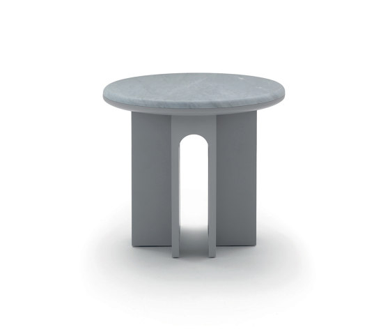 Arcolor Small Table 50 - Version with grey RAL 7036 lacquered Base and Bardiglio Marble Top | Tavolini alti | ARFLEX
