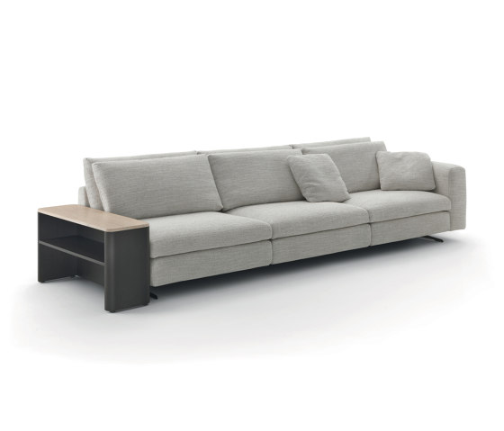Leenus Sofa - Linear Version with standard armrests | Sofas | ARFLEX