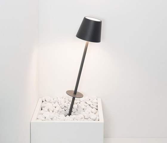 Poldina lamp with peg lamp | Free-standing lights | Zafferano