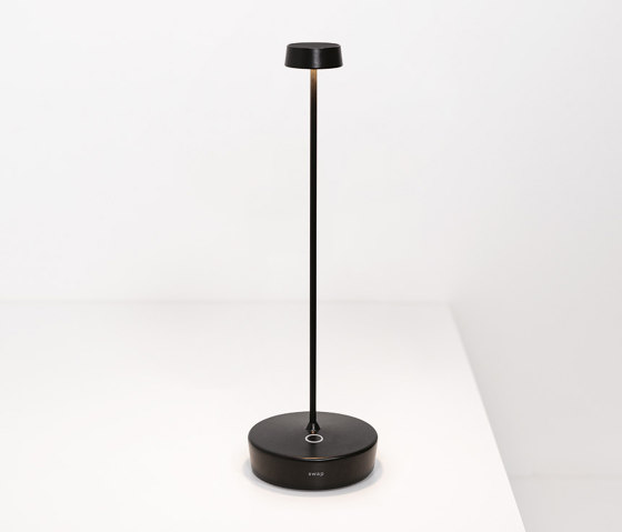 Swap table lamp | Lámparas de sobremesa | Zafferano