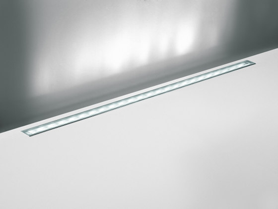LineaLed Wallwasher | Outdoor recessed lighting | Artemide Architectural
