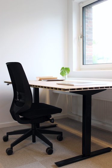 Greengridz Desk- and Tabletop | Dining tables | Triboo
