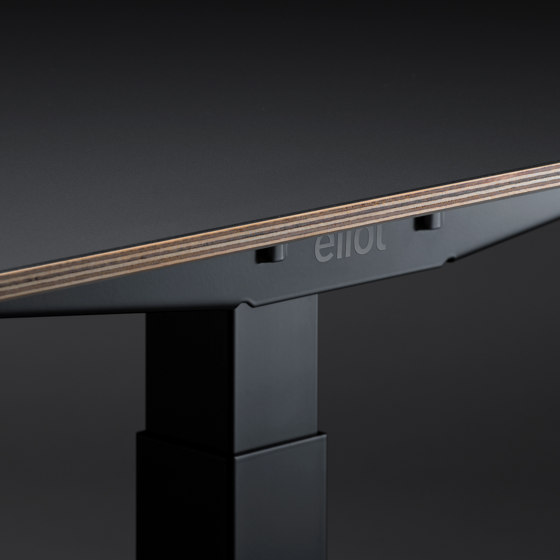 Eliot Original Black mit Tischplatte Multiplex Fenix Nero | Tischgestelle | Smartfurniture