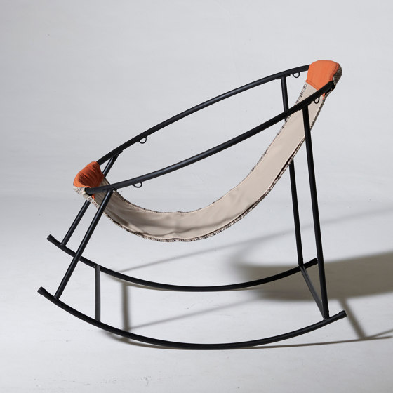 Rocking Chair / Sling Lux | Fauteuils | Studio Stirling