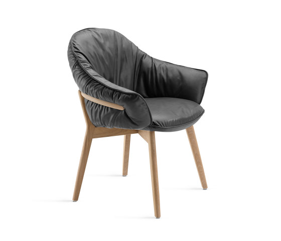 Marie | Armchair with Wooden Frame | Armchairs | FREIFRAU MANUFAKTUR
