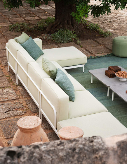 ESTENDO sofa composition with chaise longue | Sofas | Roda