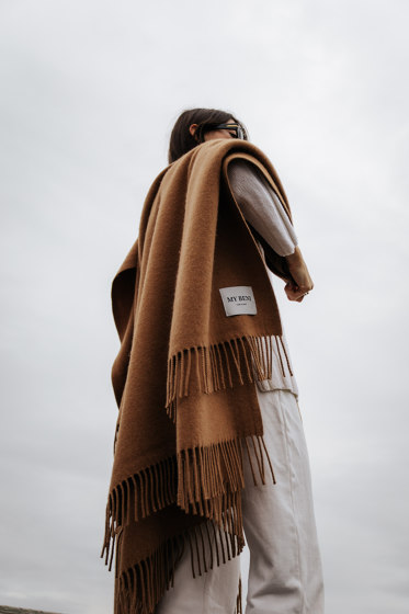 Camel Blanket | Coperte | MAANA STUDIOS
