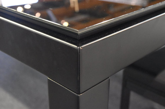 Table Fusion Metal Line Crystal Mirage | Tables de repas | Fusiontables