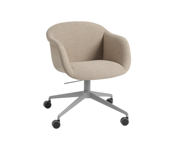 Fiber Soft Armchair / Swivel Base w. Castors & Tilt | Chairs | Muuto