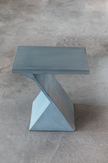 Coffee Table L | Mesas de centro | Forma & Cemento