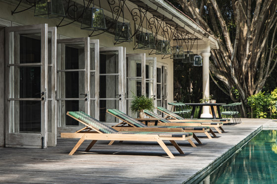 Vienna Sunbed Full Weaving Burberry Green | Sun loungers | cbdesign