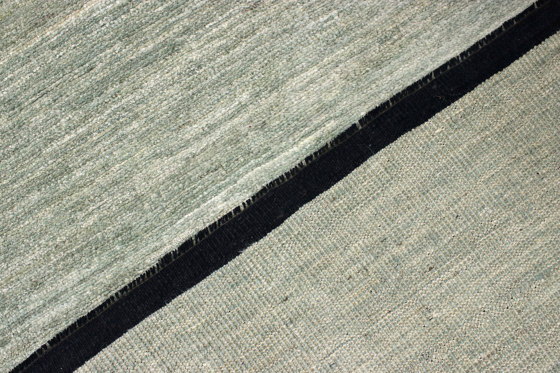 Volari - sage | Tapis / Tapis de designers | remade carpets