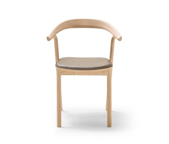 Makil Chair | Chaises | Alki