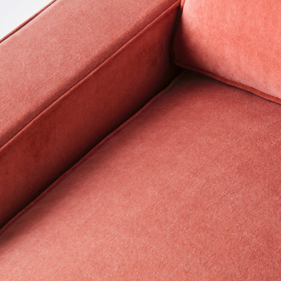 Lola Sofa Velvet Vintage Pink | Canapés | Dustydeco