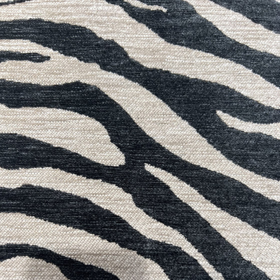 Miles Armchair zebra | Fauteuils | Dustydeco