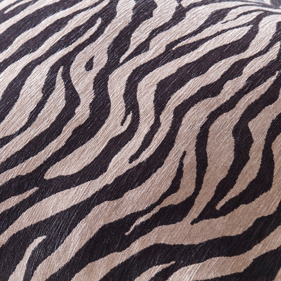 Miles Sofa Zebra | Canapés | Dustydeco