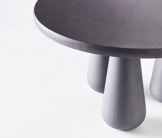 Round Dining Table Grey | Dining tables | Dustydeco