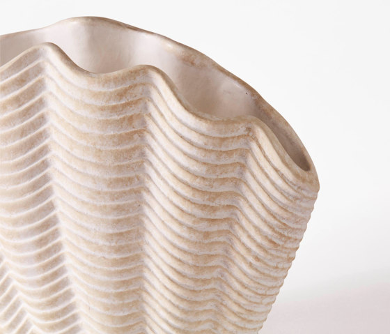 Concha Vase White Medium | Vasen | Dustydeco