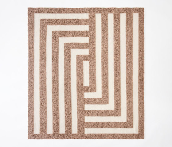 Labyrinth Throw | Mantas | Dustydeco