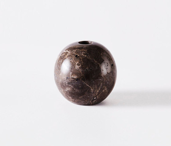 Sphere Candle Holder 10 Grey | Kerzenständer / Kerzenhalter | Dustydeco