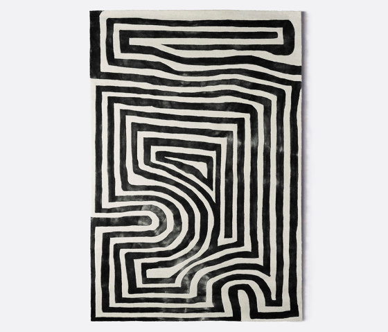 Psychedelic Labyrinth Charcoal Dip Dye Rug | 200x300cm | Tappeti / Tappeti design | Dustydeco