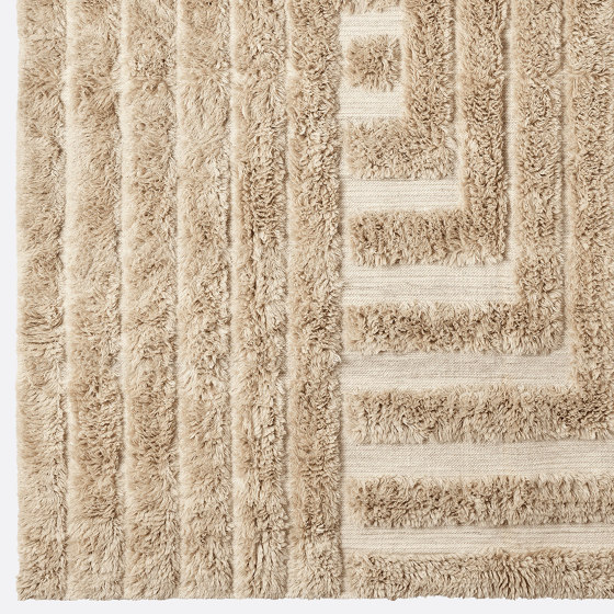 Shaggy Labyrinth Beige Rug | 250 x 350cm | Rugs | Dustydeco