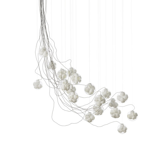 Series 38.19V sculptural cable | Suspended lights | Bocci