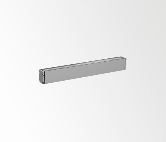 Logic Linear On 440 Wallgrazer Dim5 | Lampade outdoor parete | Deltalight